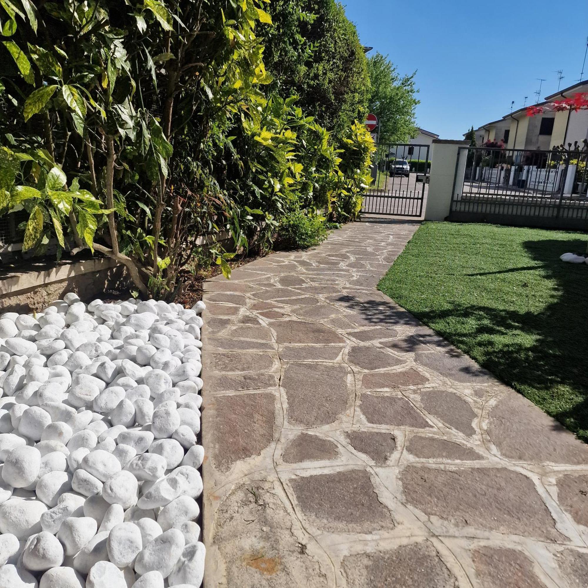 Вилла Residenza Vittoria Bagnolo San Vito Экстерьер фото